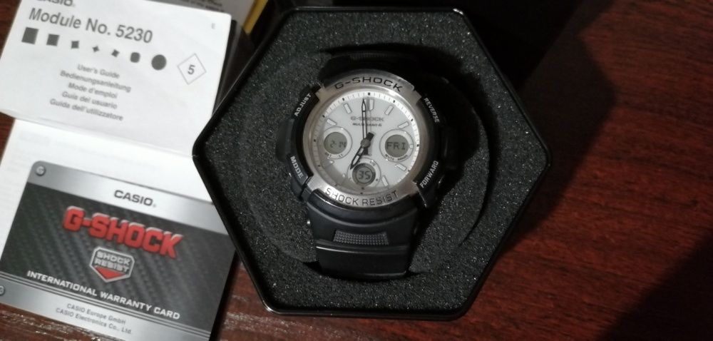 Casio G-Shock - AWG-M100S-7AER