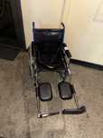 Scaun rulant medical handicap dizabilitati (ca nou)