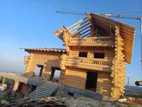 Construiesc case din lemn