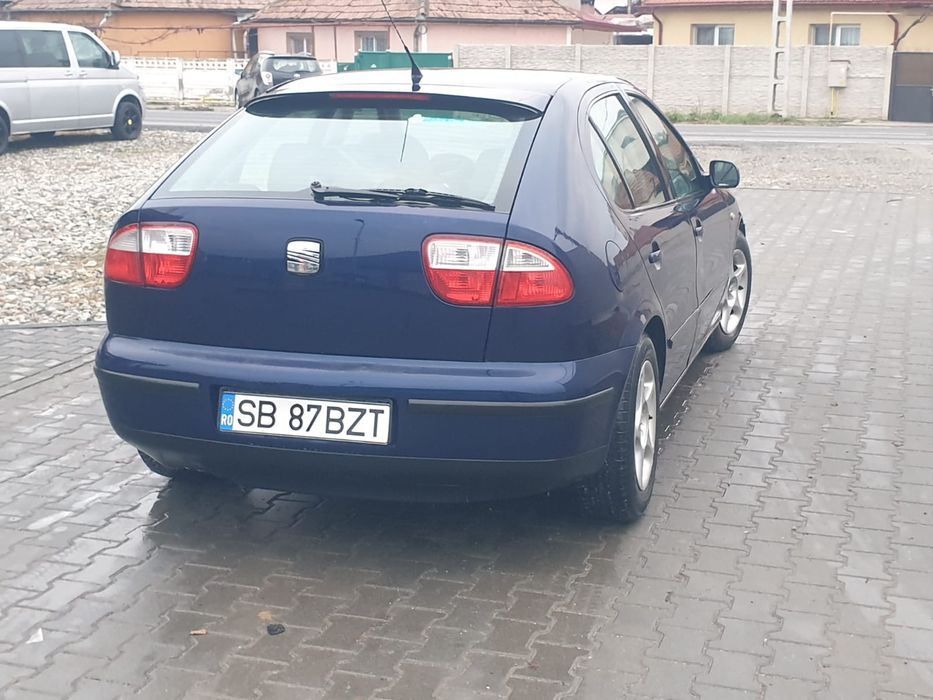 Vând Seat Leon  benzina