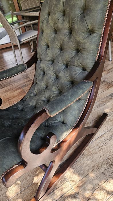 Balansoar Chesterfield