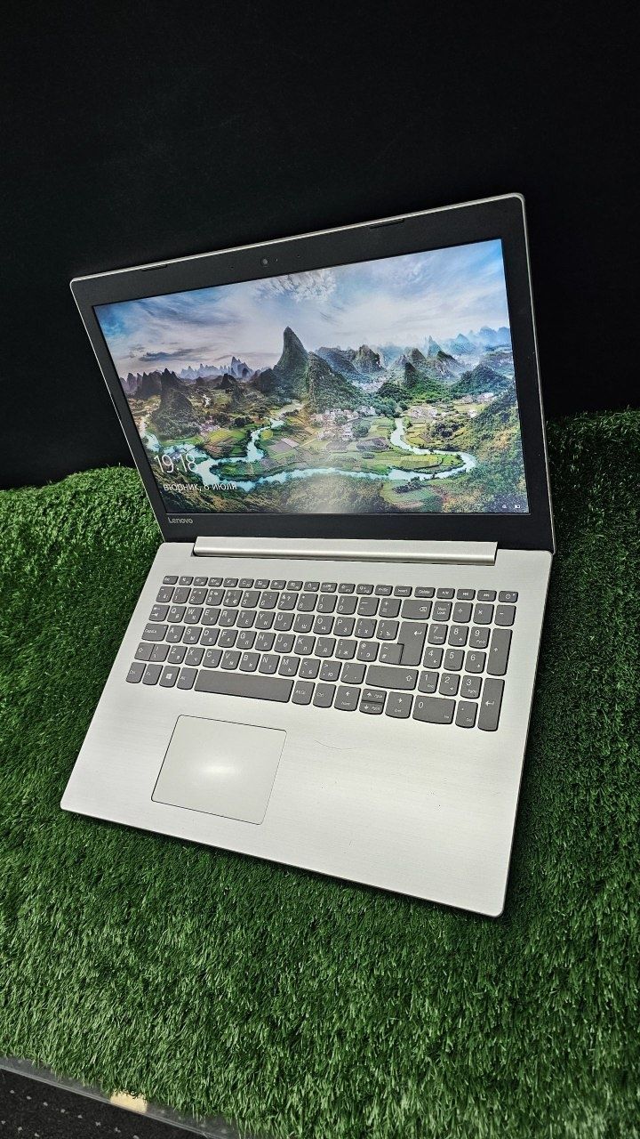 Lenovo arzon narxda 1TB xotirali  yangidey noutbuk bo'lib to'lashga