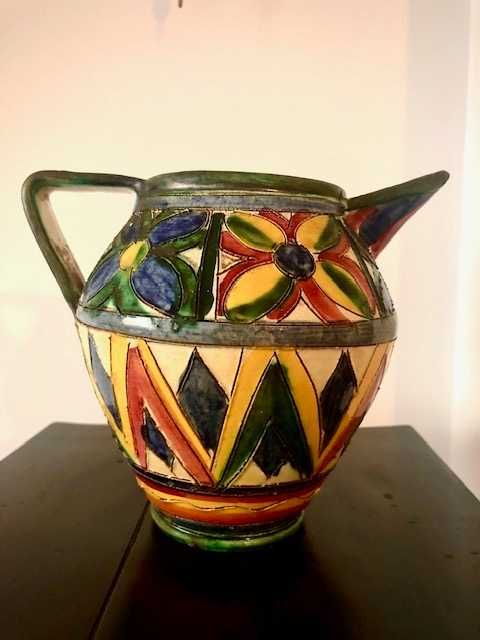 Ceramica veche din Italia, vas/cana.