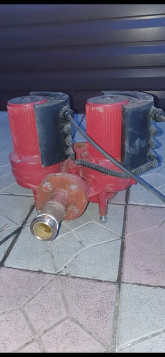 Насос церкуляционный сдвоинный