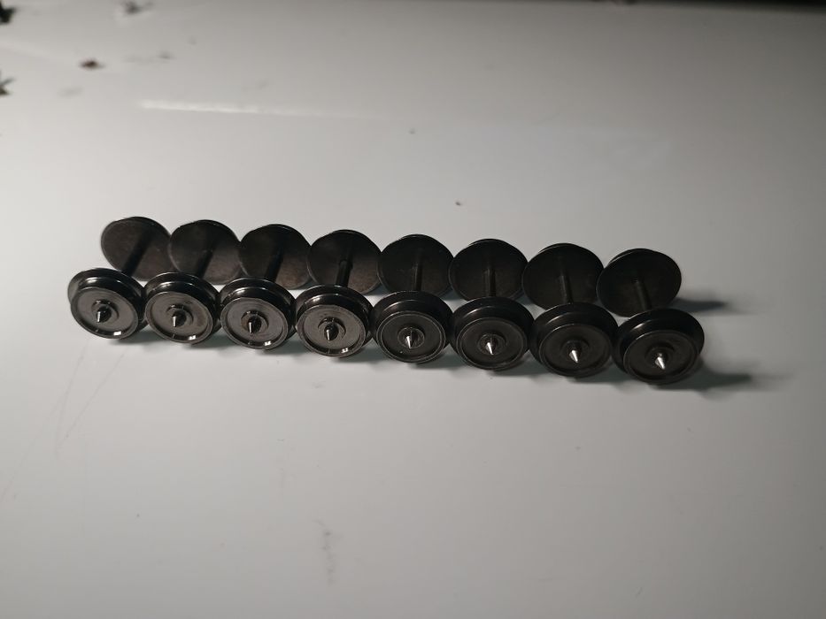 Accesorii Roco, Osii metalice vagoane, locomotive trenuleț electric HO