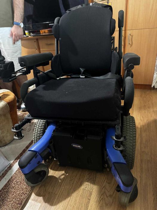 Scaun cu rotile electric Invacare Storm TDX 5 – de vanzare