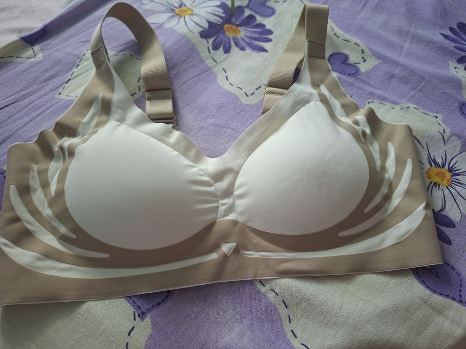 Vând Sutien Damă fără Sârmă Nou Mărimea XL