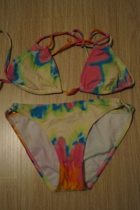 бански 2 части (половинки) в неонови цветове, ХС размер