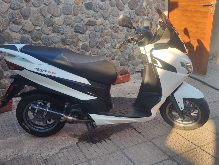 SRX50 50 куб Скутер