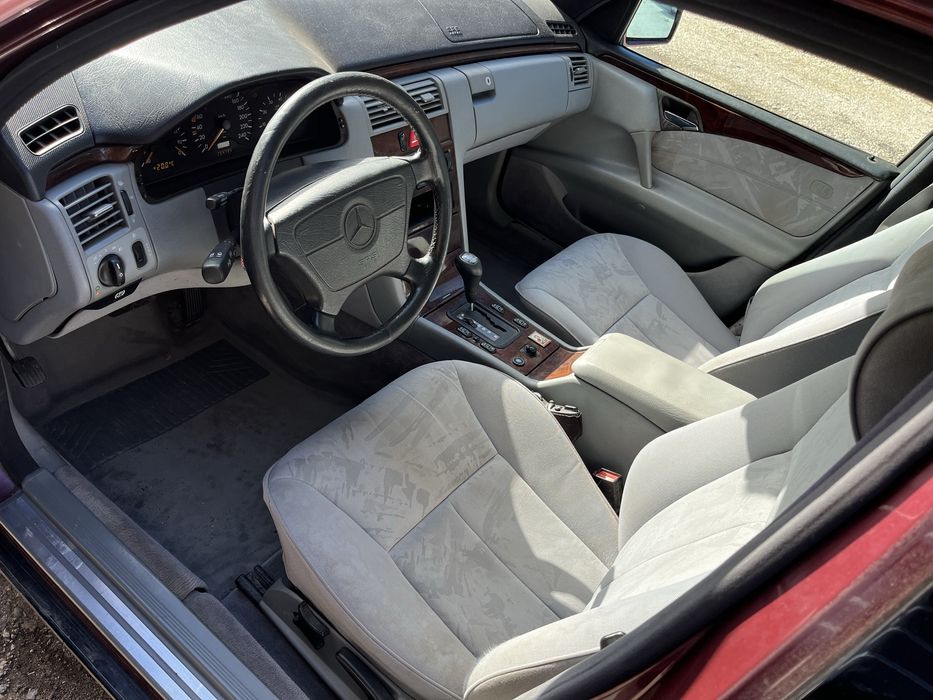 На части Mercedes E200 W210 (136 к.с. Автомат)
