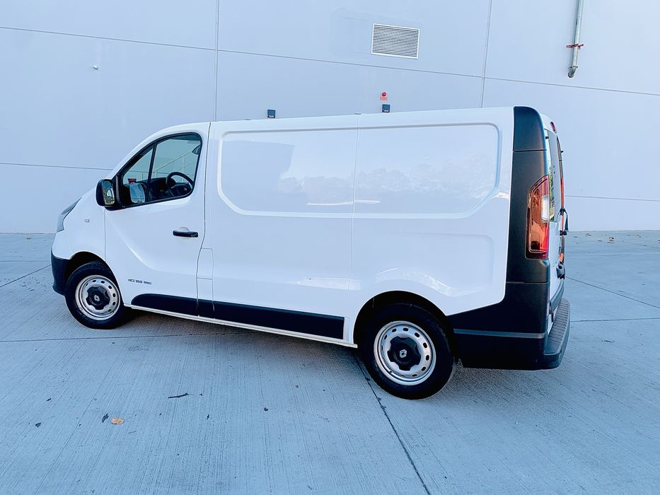 Inchiriere duba autoutilitara fara sofer