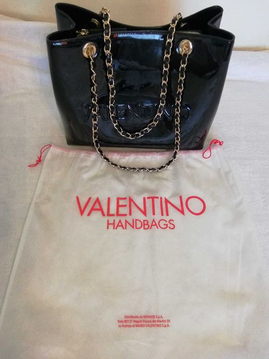 0РИГИНАЛНА Нова чанта на Valentino!