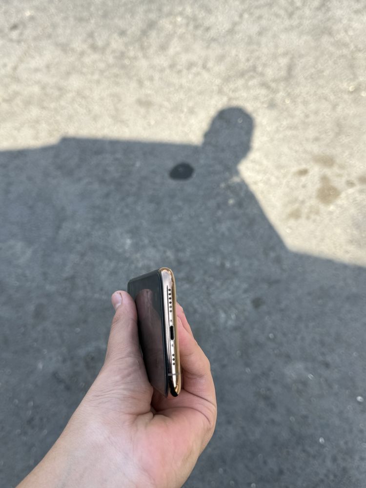 Iphone 11 pro 64 g holati idyal