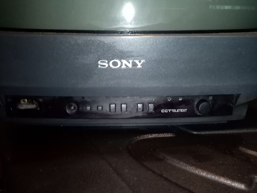 SONY Trinitron 14 inch, перфектно работещ телевизор