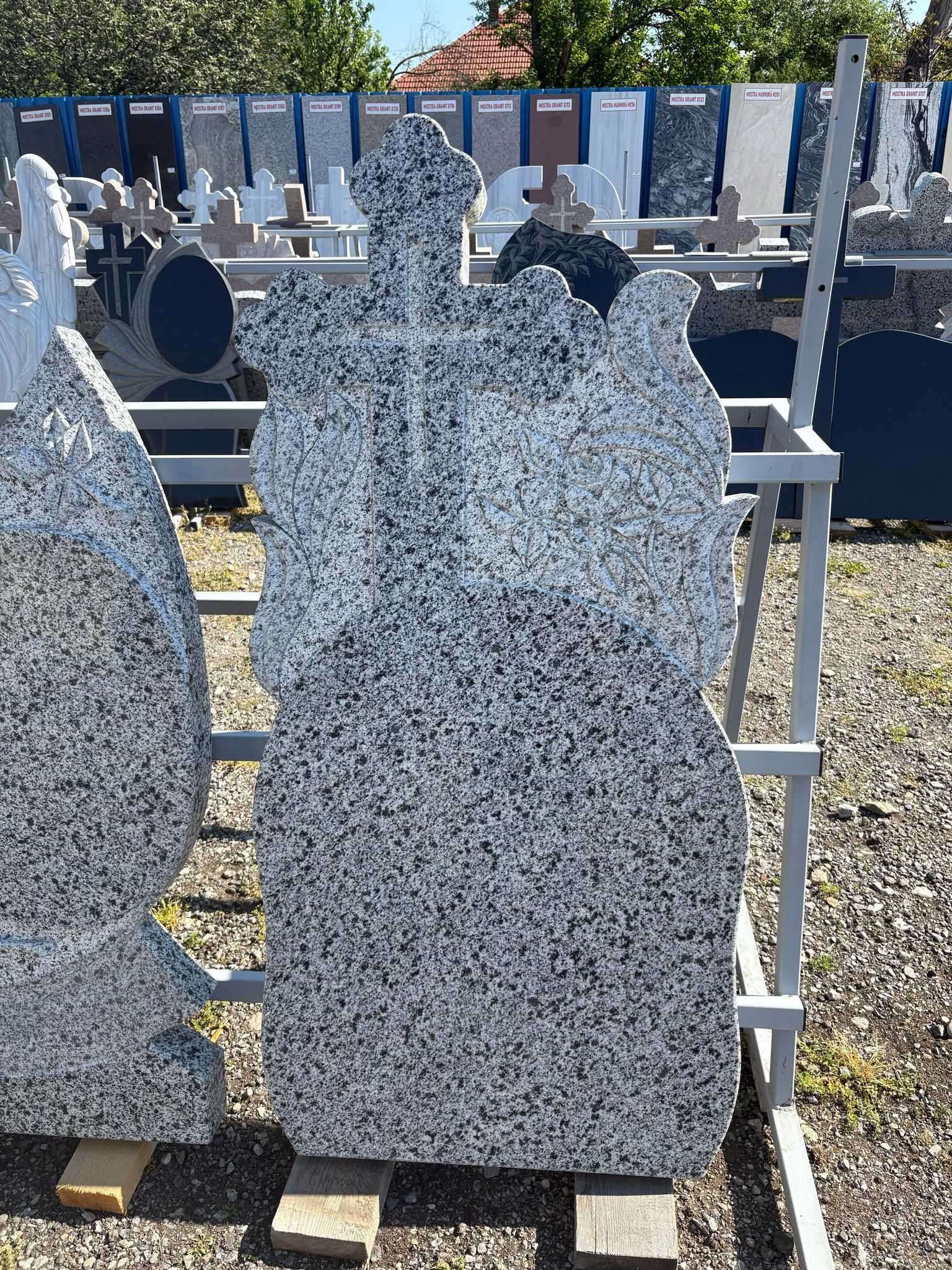 Monumente funerare 15% reducere