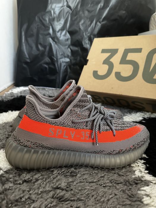 Yezzy 350.
