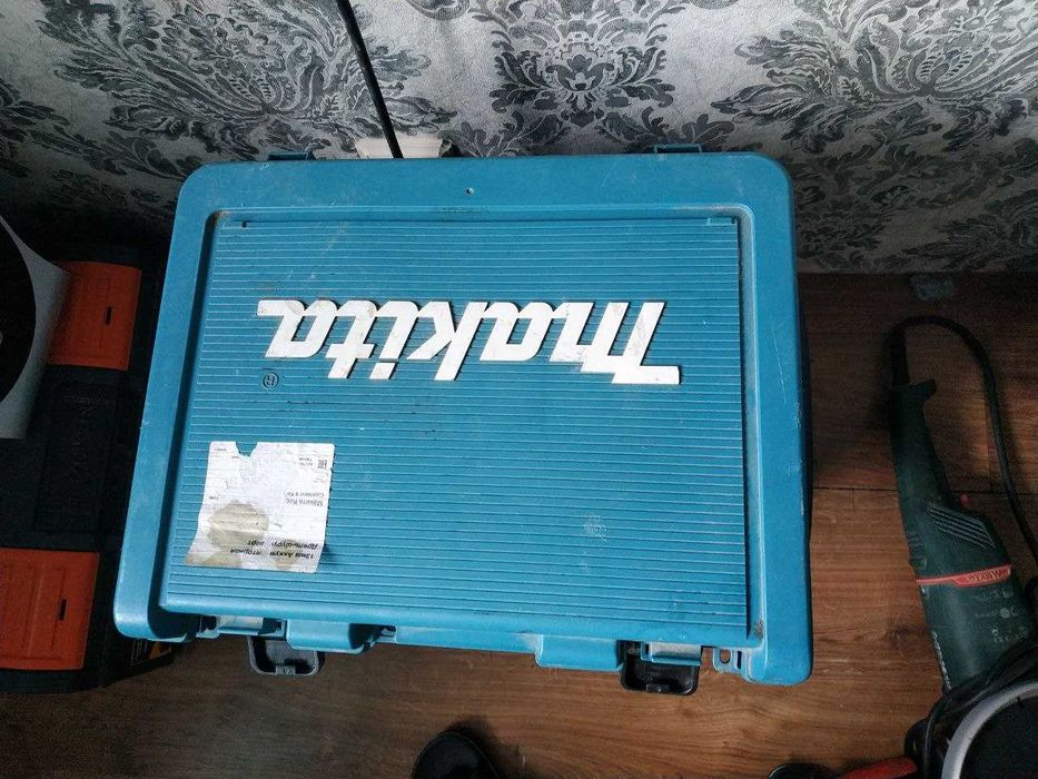 Дрель миксер Maktec by Makita