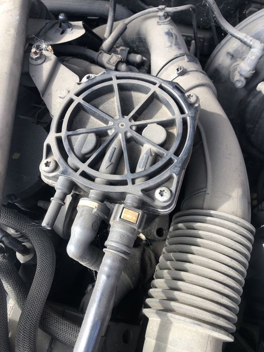 Carcasa filtru motorina peugeot 607