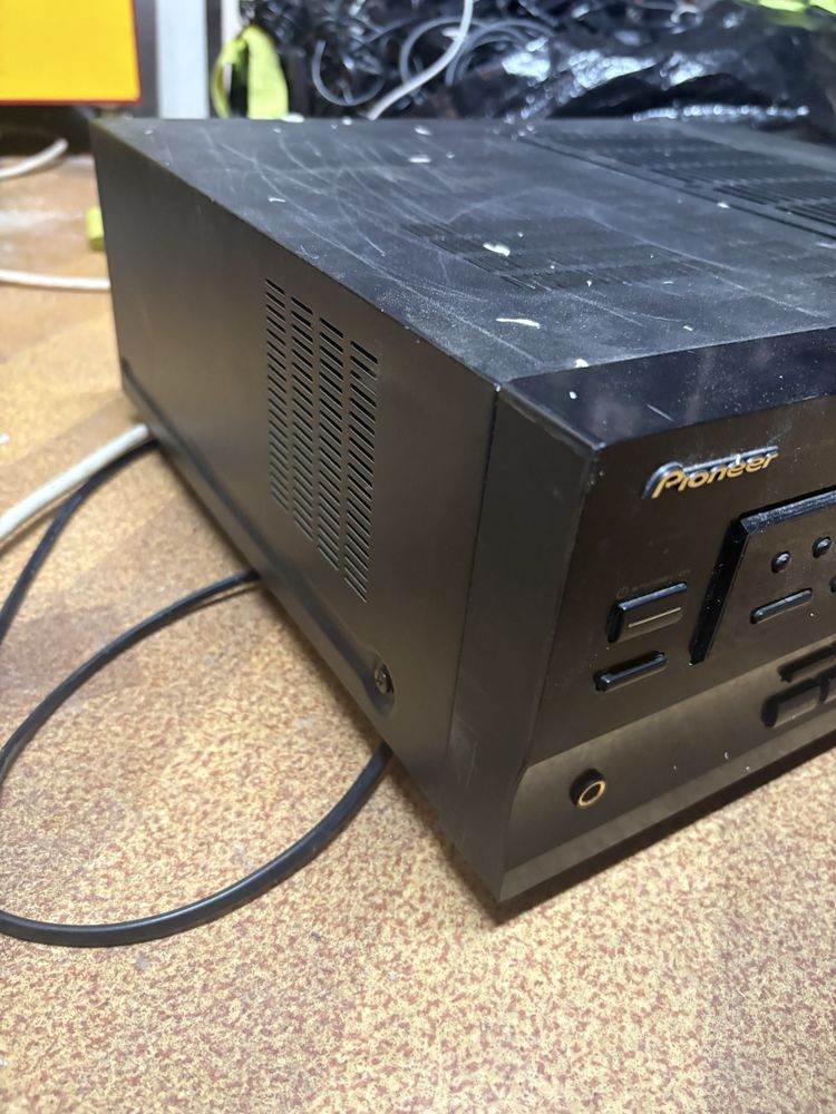 AV ресийвър Pioneer VSX-409RDS