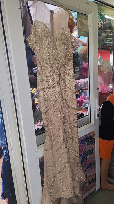 Дубайска рокля без забележки