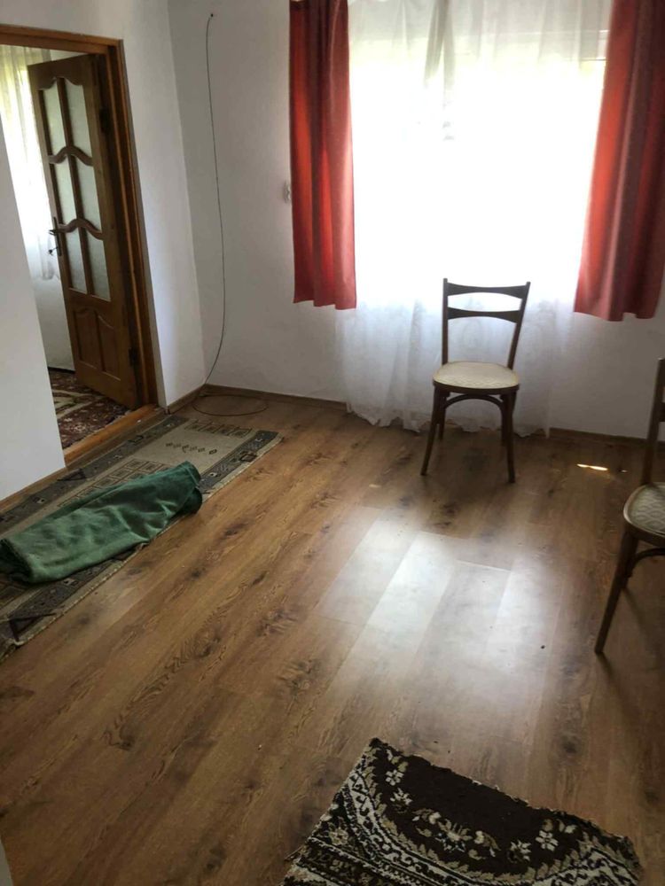 Casa de vanzare