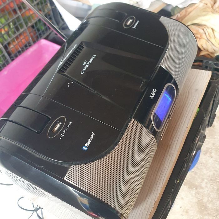 Radio cd  AEG mp3 stick