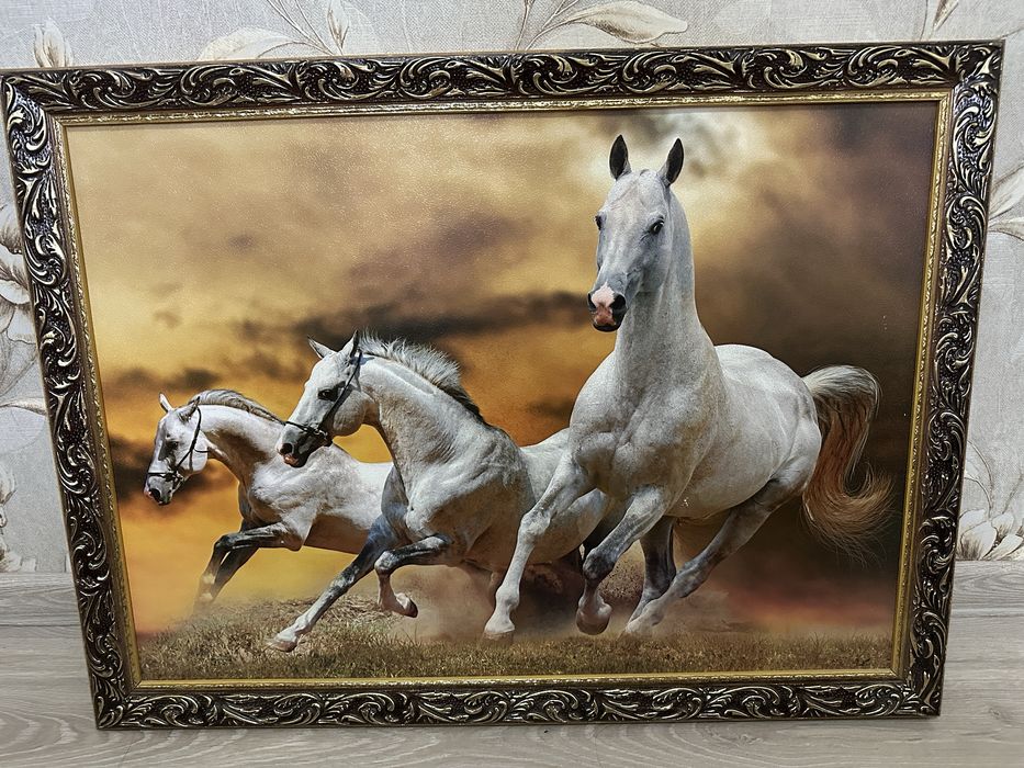 Продам картину, новая