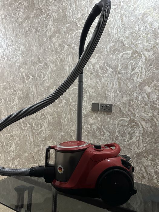 Пылесос в отличном состоянии Bosch