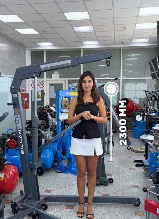 Гидравлический кран для подъёма двигателей и тяжёлых узлов СТО Sillan