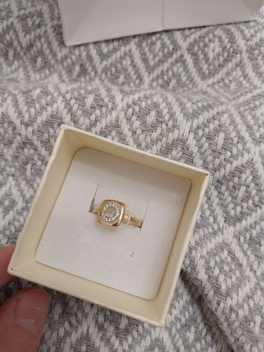 Продам кольцо новое