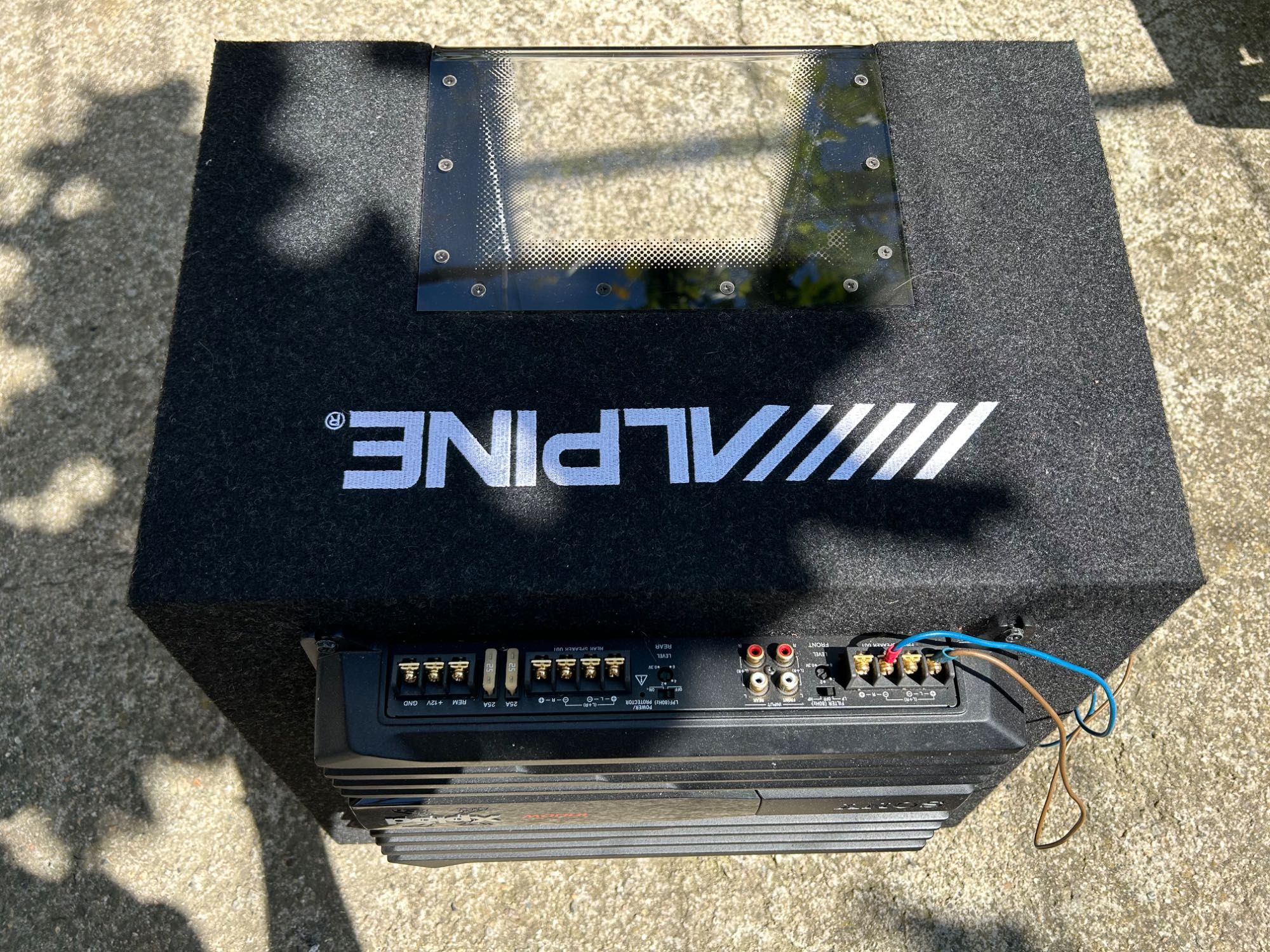 Alpine 12”+Sony Xplod 1000W