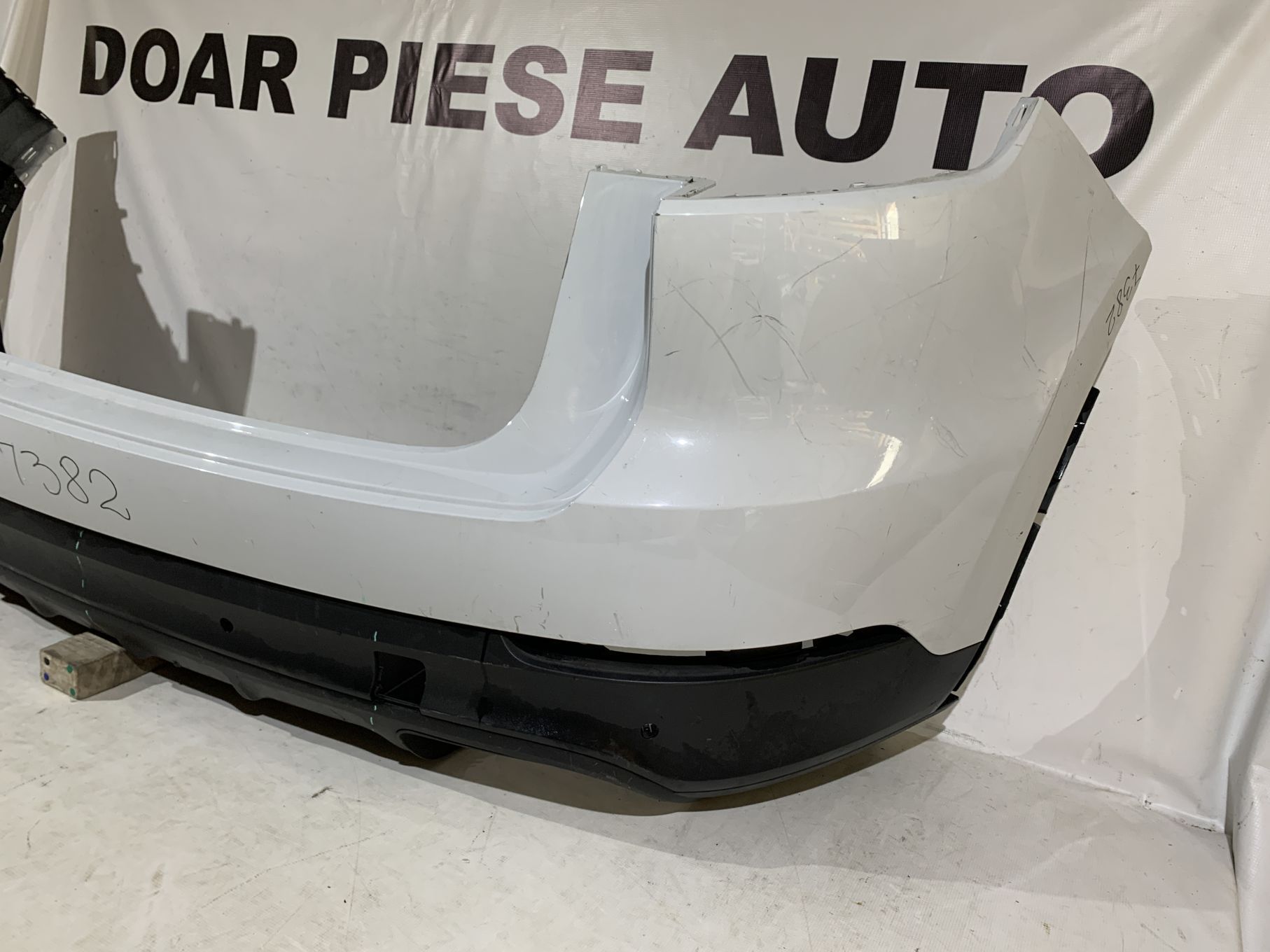 Bara spate Porsche Cayenne, 2018, 2019, 2020, 2021, 2022, 2023, cod origine OE 9Y0807421A.