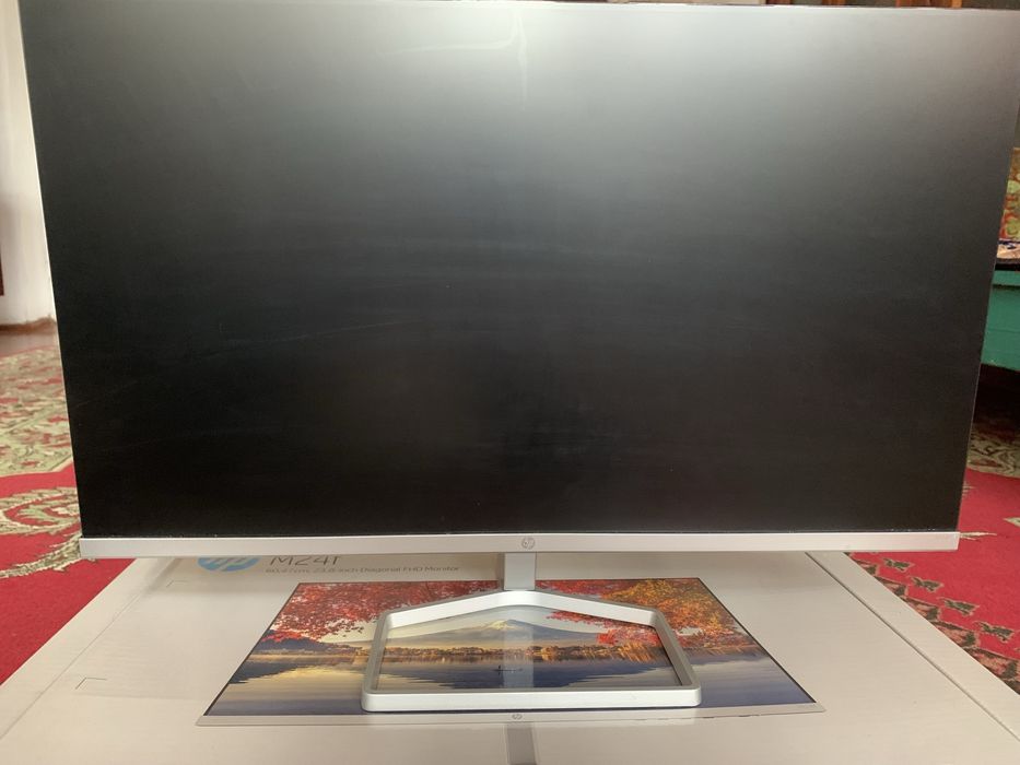 Manitor ekran hp M24f