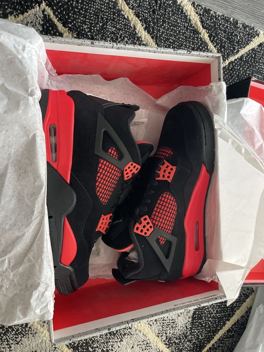 Jordan 4 Red Thunder