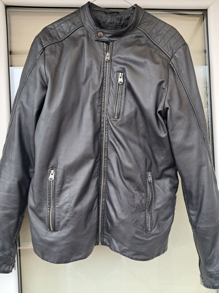 Vand urgent,Geaca din Piele ,Firma Jack&Jones