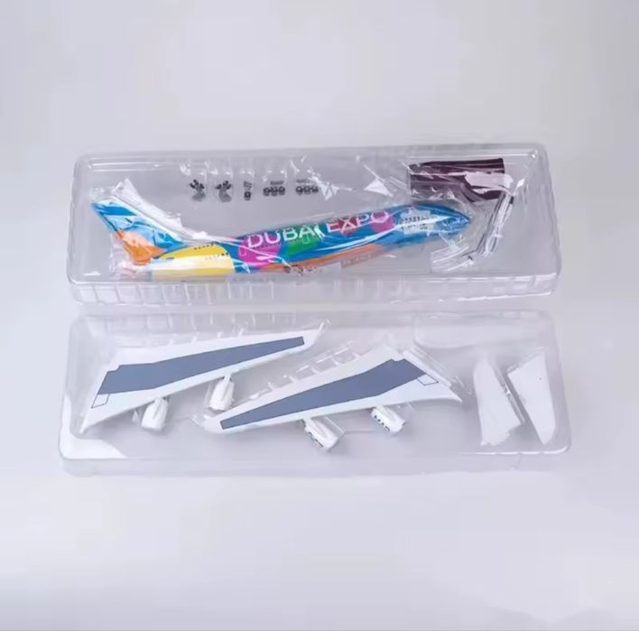 47 CM! Super macheta business de avion Airbus A380 Emirates Dubai Expo