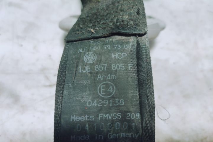 Centura dreapta spate 1j6857806f Volkswagen VW Golf 4  [din 1997 pana  2006] seria