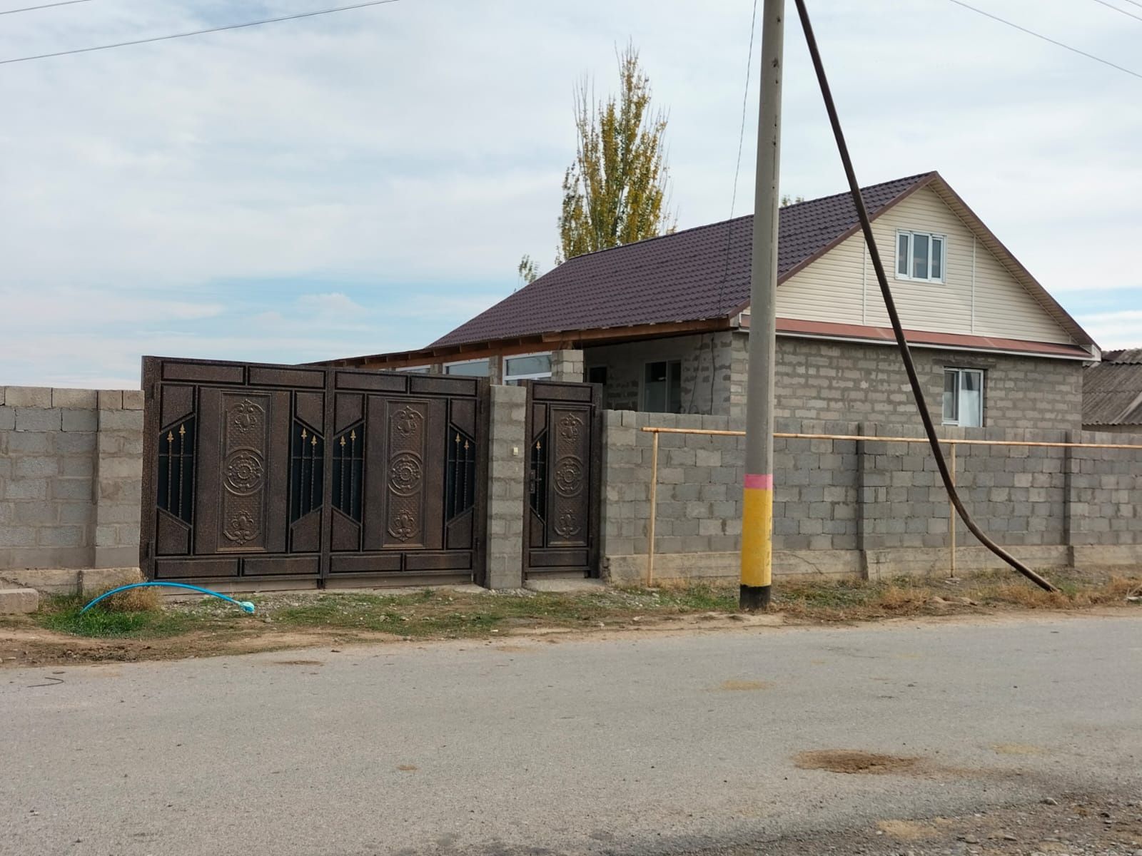 Срочно продам дом 6 савхоз