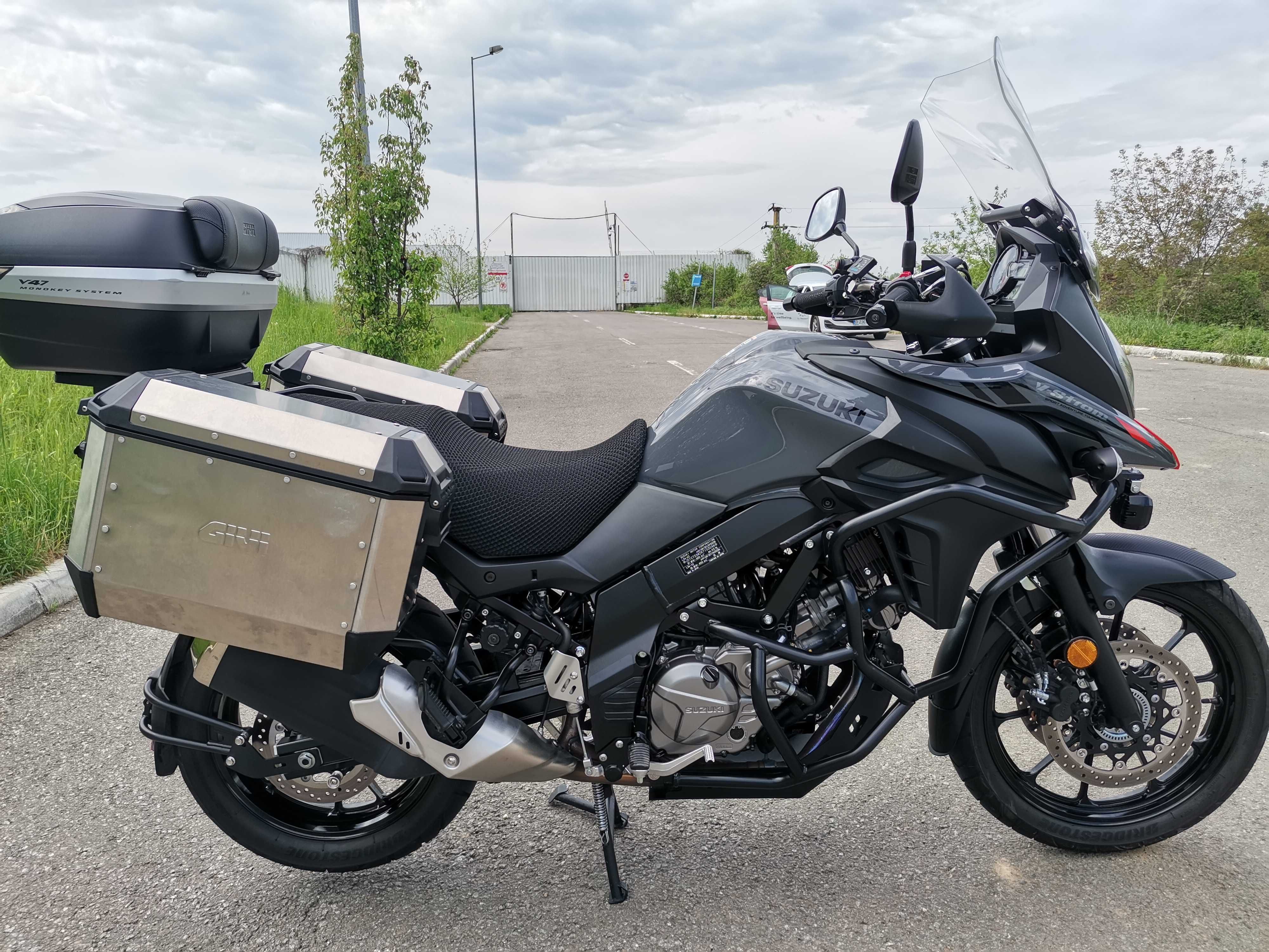 Suzuki Vstrom DL 650 An 2024 3500 KM Garantie 2028