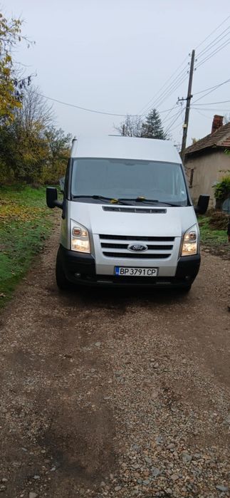 Бус Форд транзит