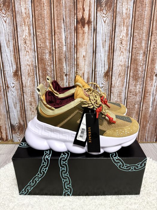 39-44 Versace Chain Reaction Brown