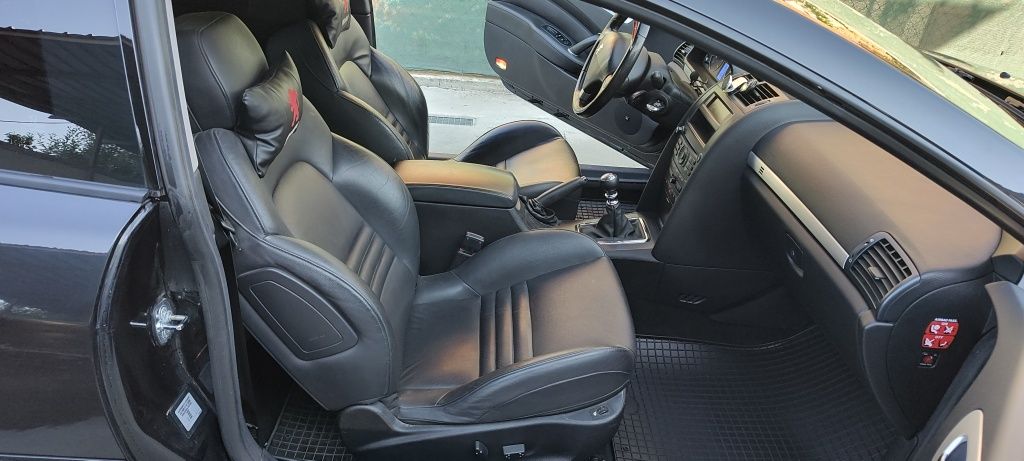 Peugeot 407 coupe