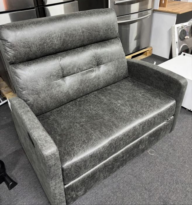 Canapea cu recleiner