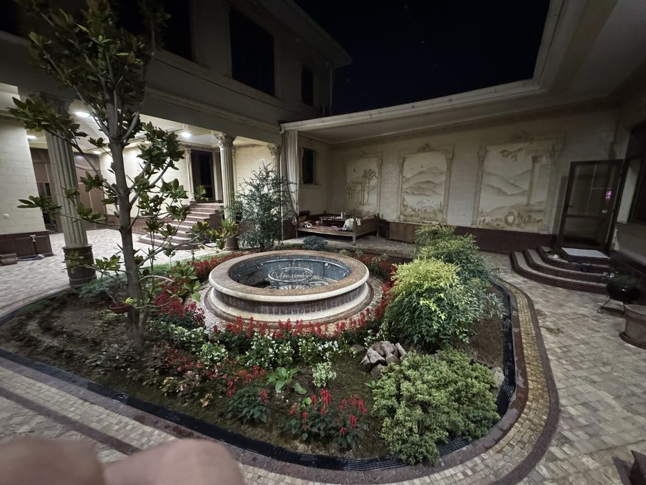 Сдам участок на Юнусабадском районе 4 соток 10 комнат Минор Казы Махал