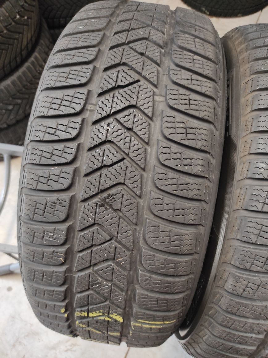 225/50/17 Pirelli