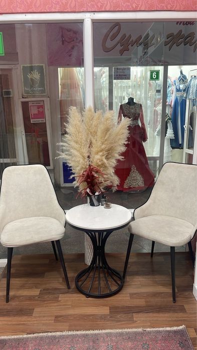 Продам два мягких стула