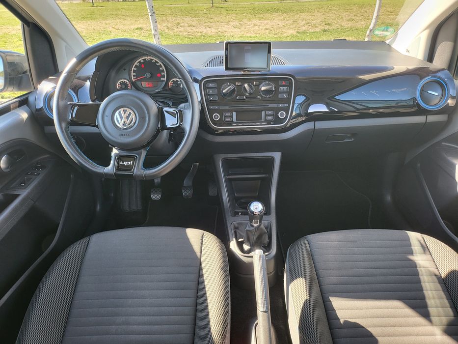 VW UP! 2014 , carte RAR,  garantie