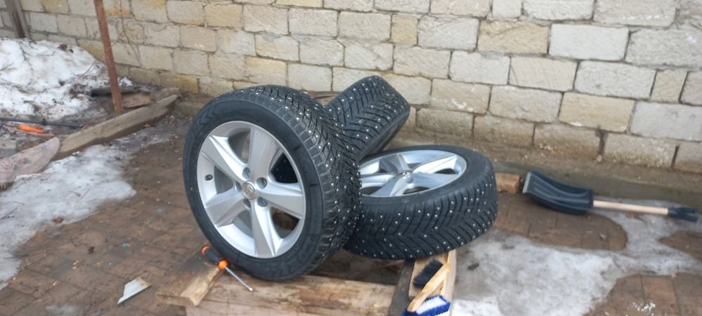 Колеса в сборе. Прошли один сезон.