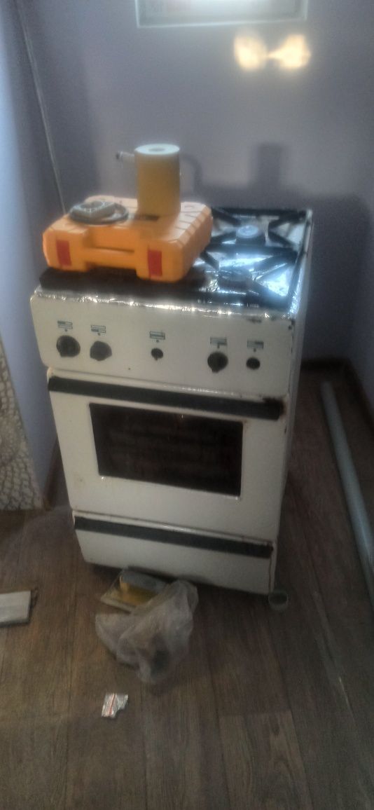 Эски газ плита сотилади