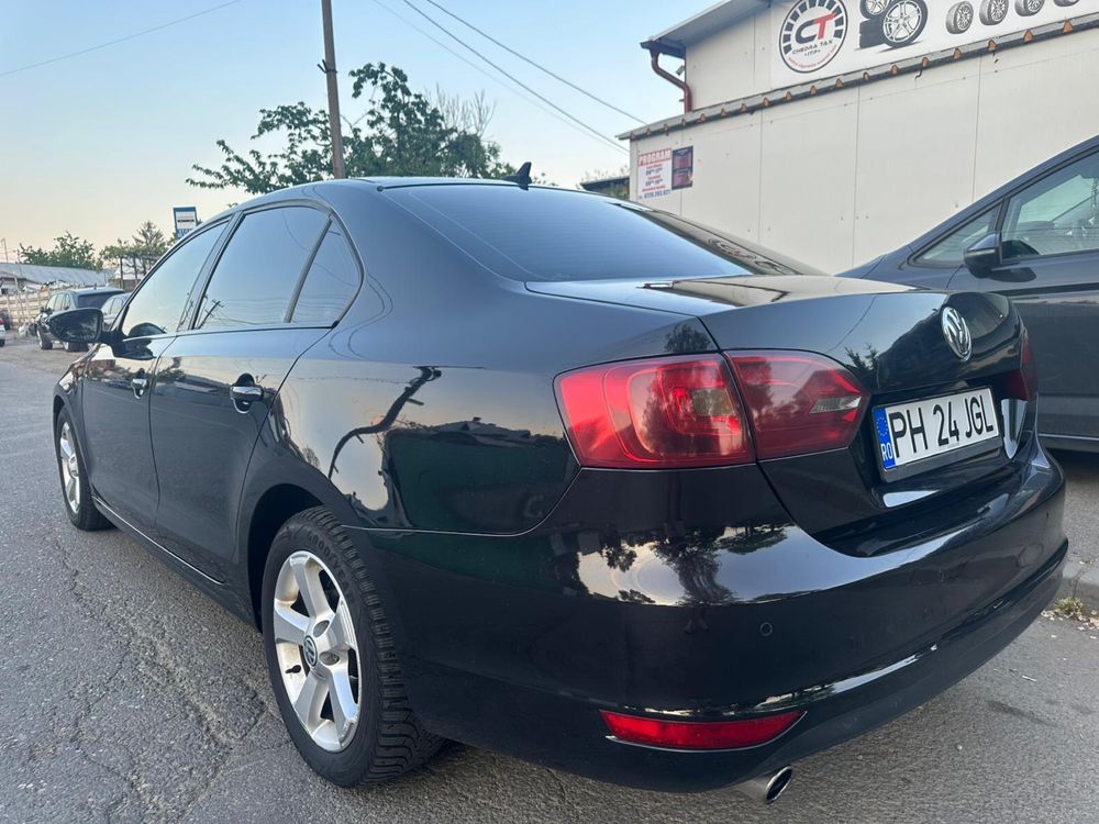Volkswagan Jetta 2011 Automat Diesel